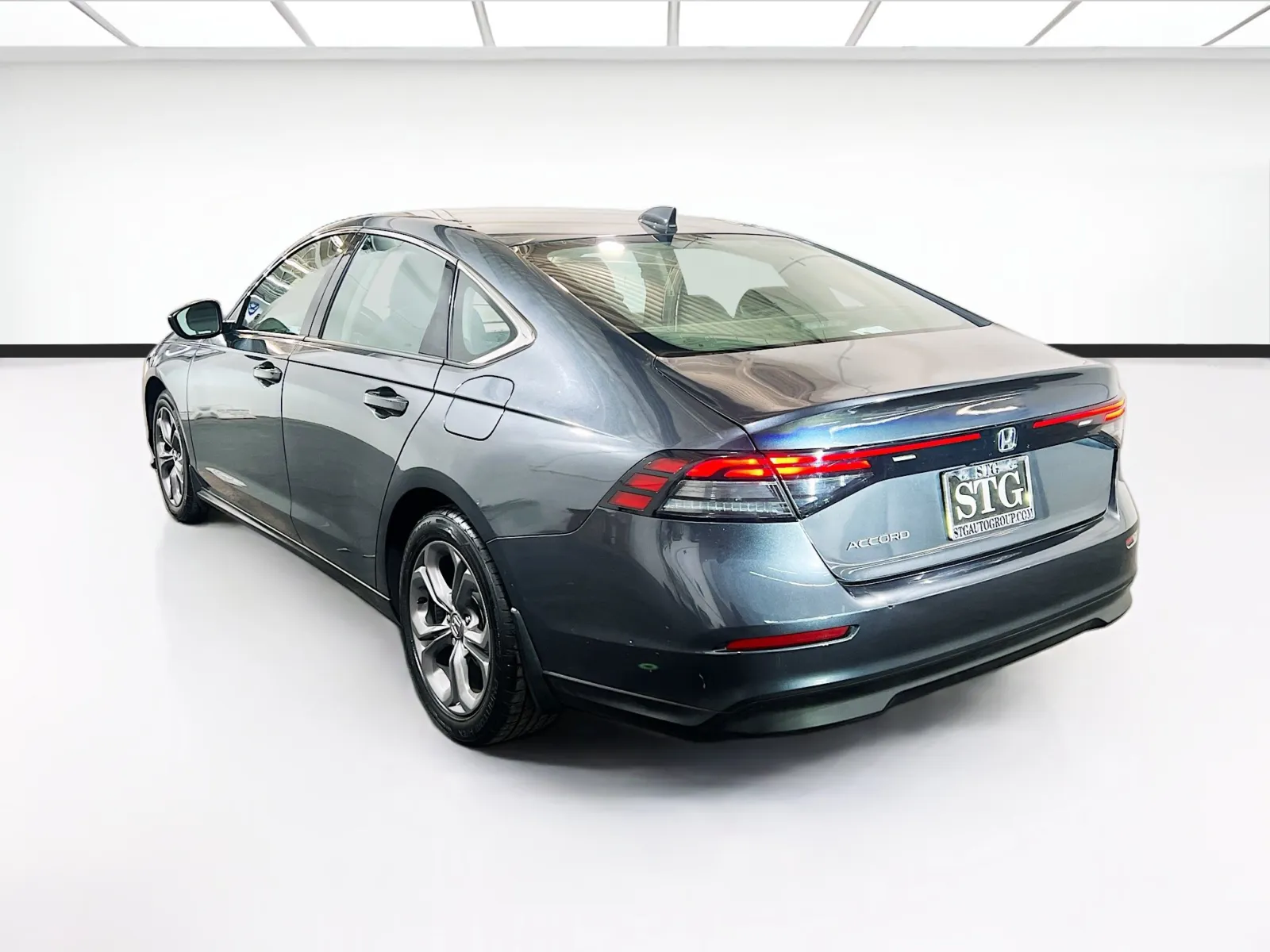 2024 Honda Accord EX - Photo 6