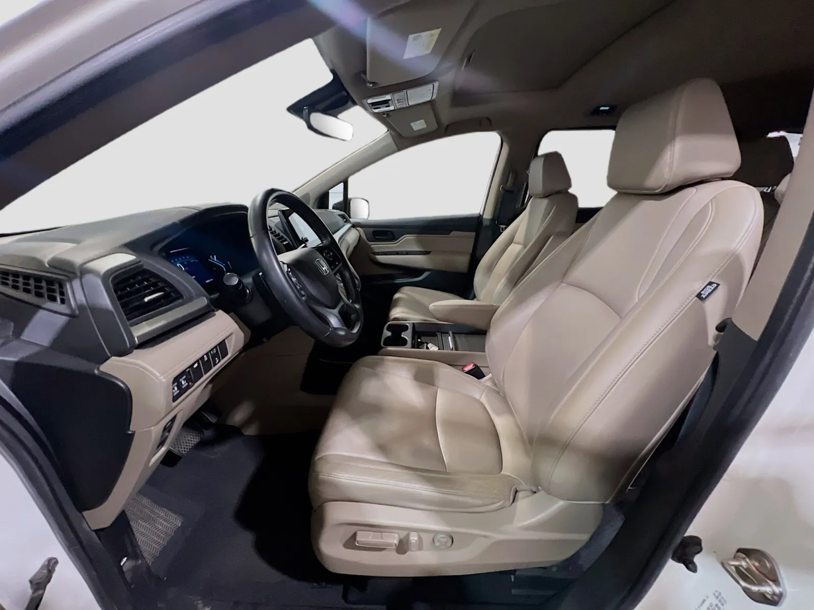2019 Honda Odyssey EX-L - Photo 14
