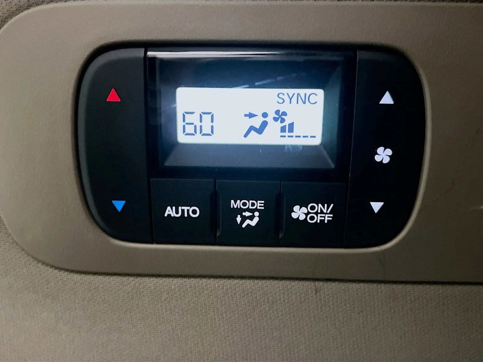 2019 Honda Odyssey EX-L - Photo 18