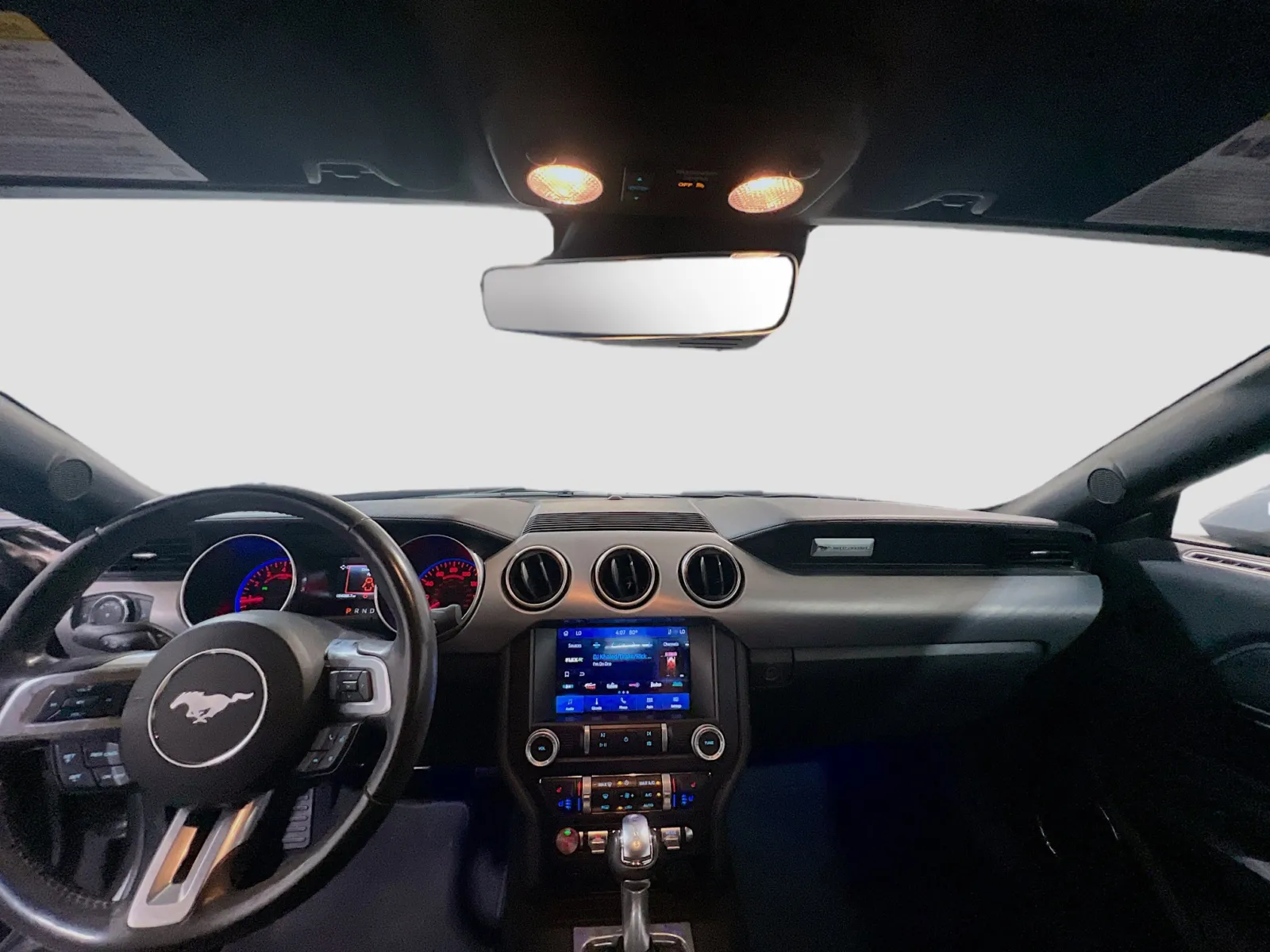 2022 Ford Mustang EcoBoost Premium - Photo 15