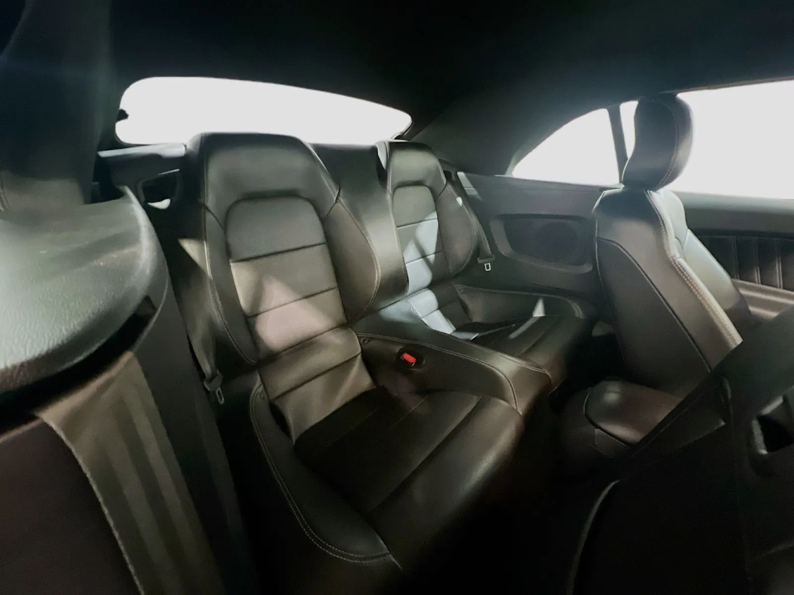 2022 Ford Mustang EcoBoost Premium - Photo 18