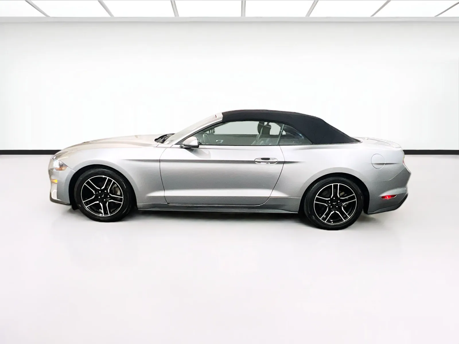 2022 Ford Mustang EcoBoost Premium - Photo 21