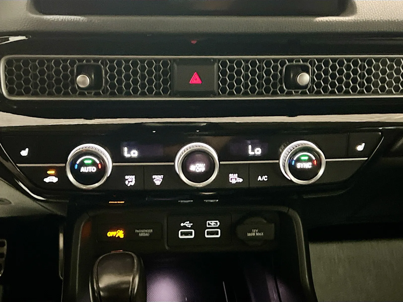 2022 Honda Civic Hatchback Sport Touring - Photo 12
