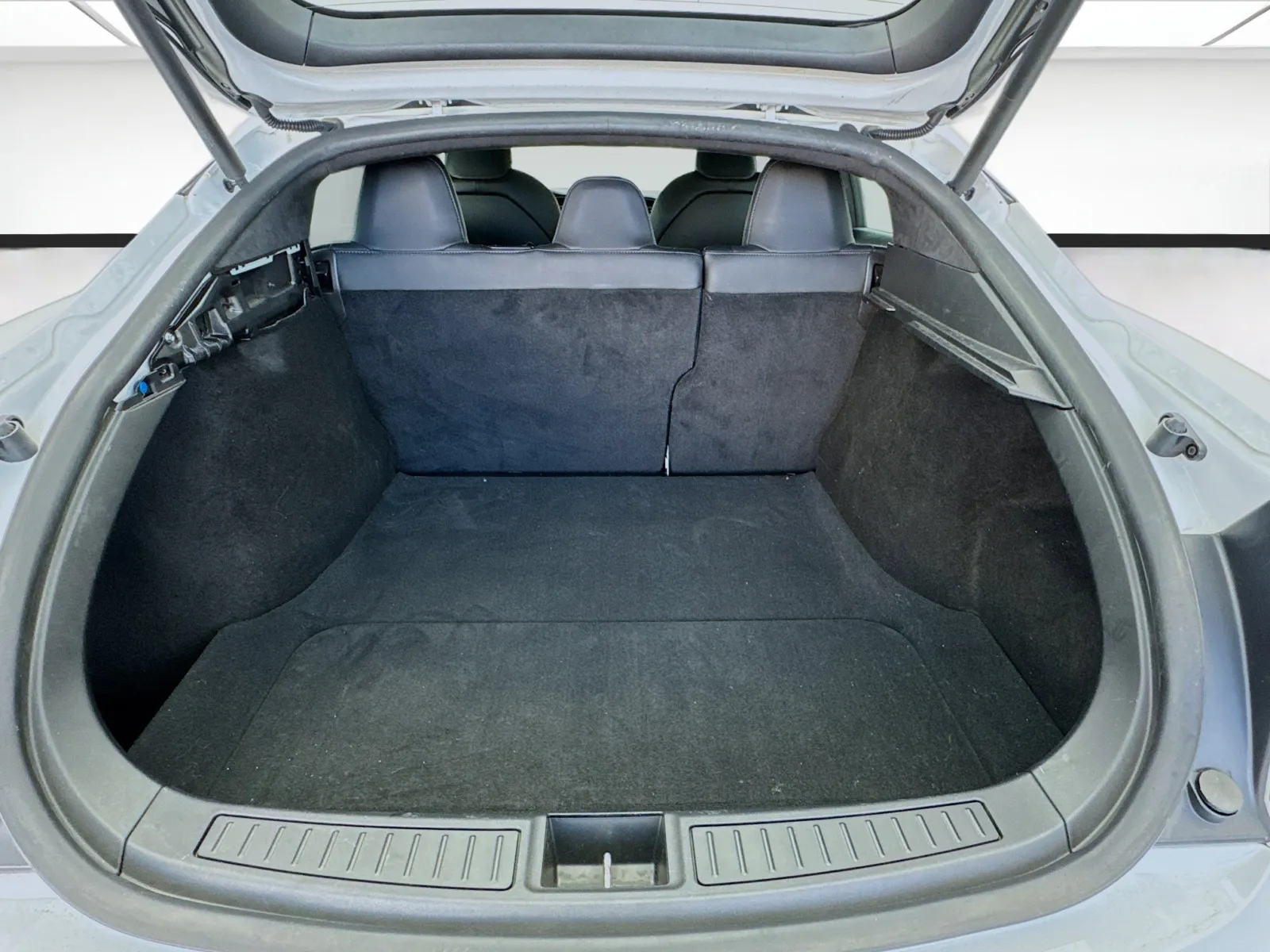 2021 Tesla Model S Long Range Plus - Photo 18