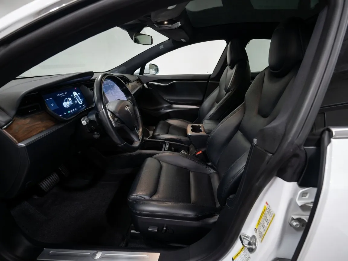 2021 Tesla Model S Long Range Plus - Photo 15