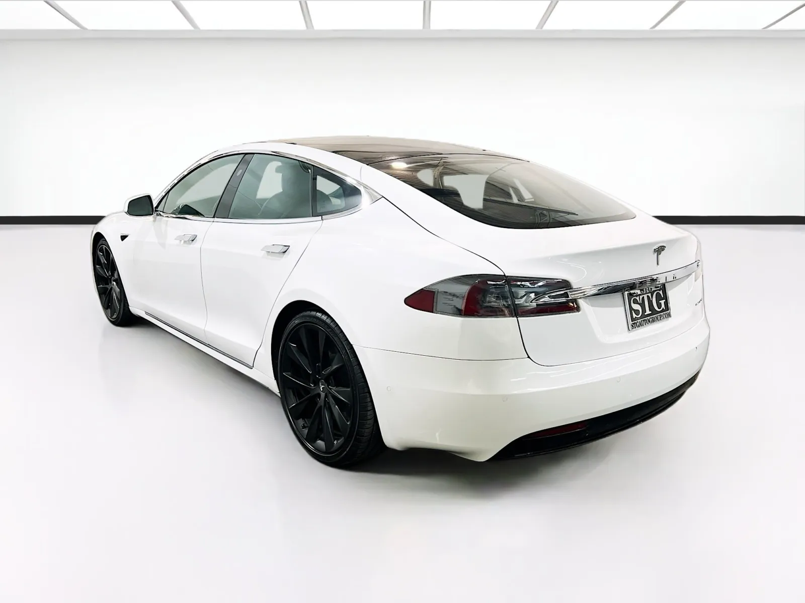 2021 Tesla Model S Long Range Plus - Photo 6