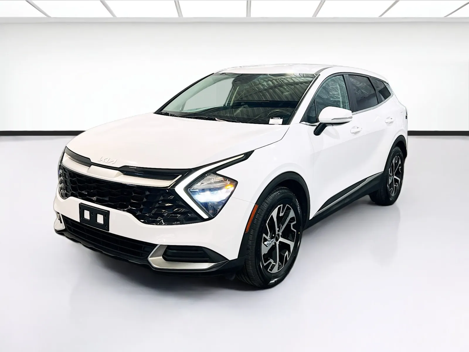 White 2023 Kia Sportage EX for sale in Chandler, AZ