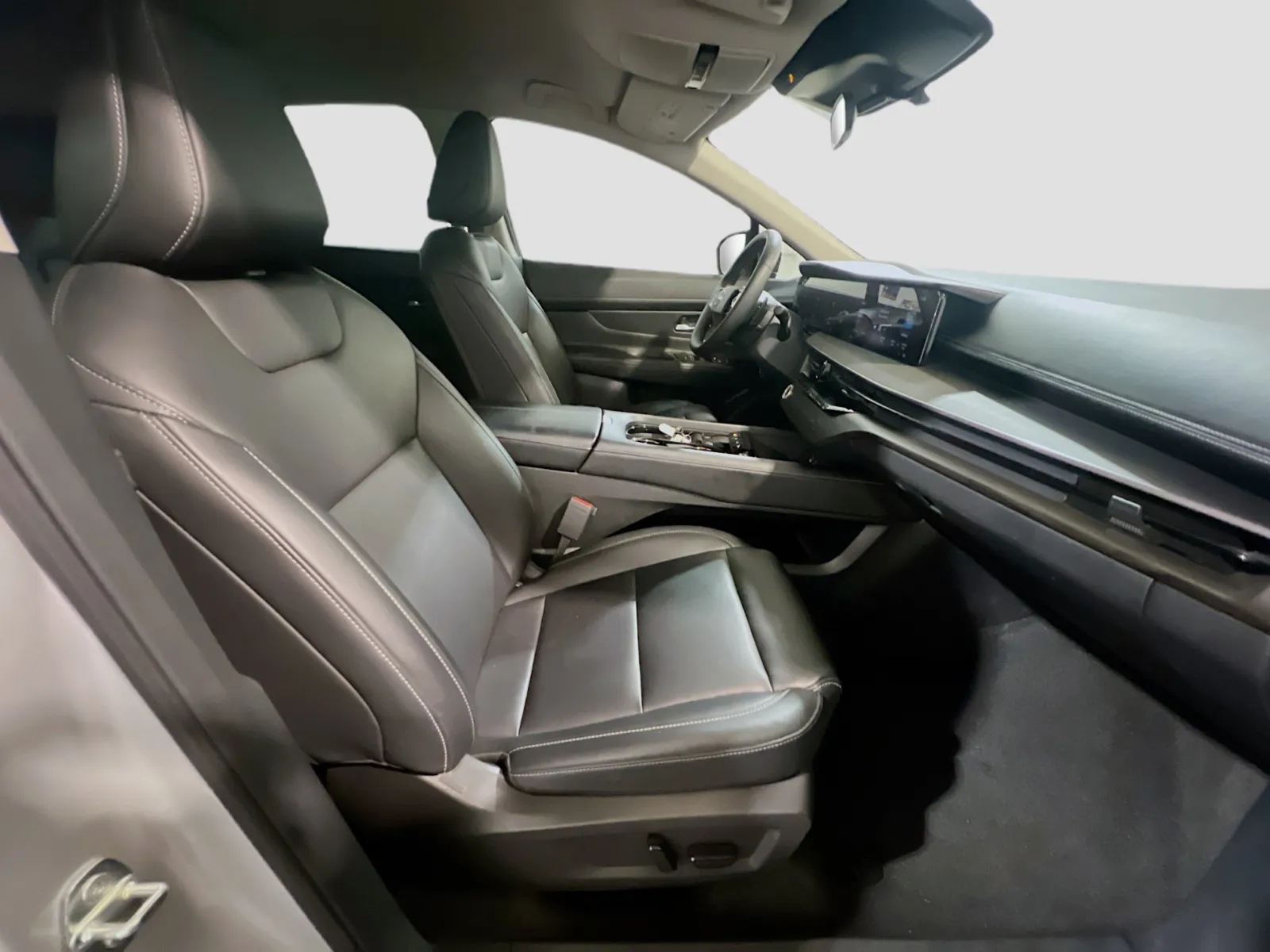 2025 Nissan Murano SV - Photo 20