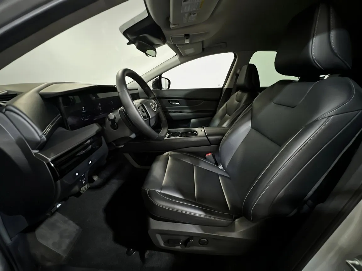 2025 Nissan Murano SV - Photo 14