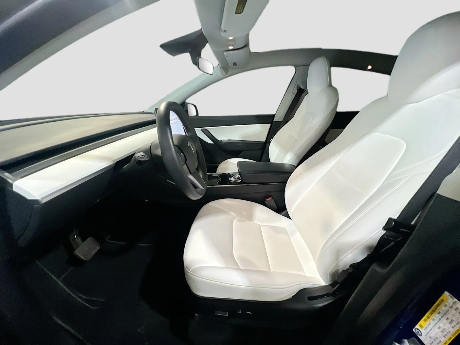 2021 Tesla Model Y Standard Range - Photo 15