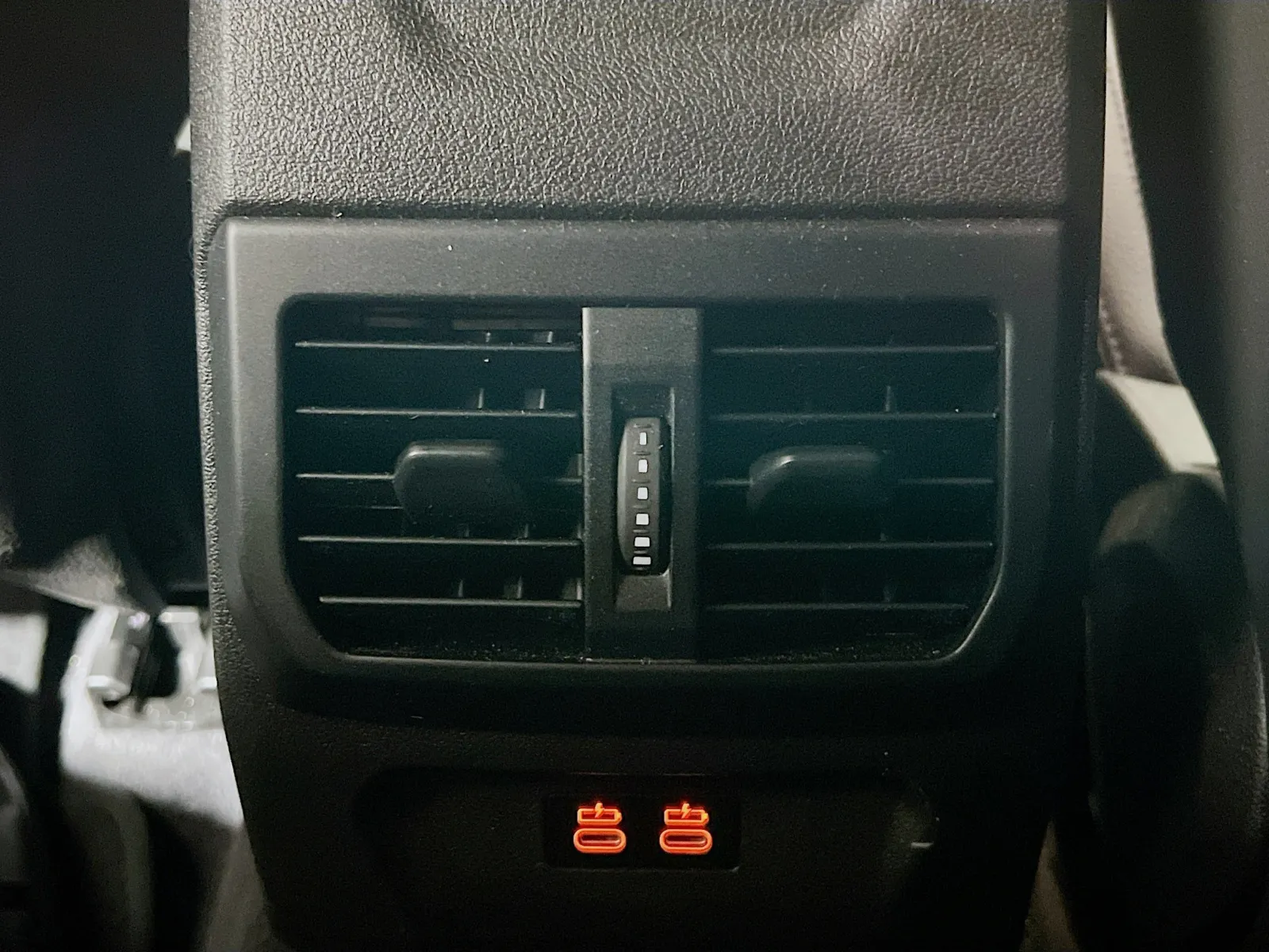 2024 BMW 2 Series 228i - Photo 19