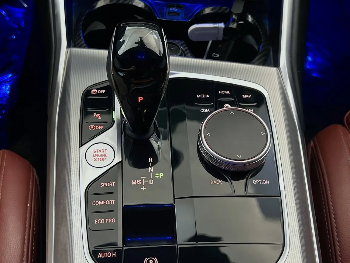 2022 BMW 3 Series 330i - Photo 12