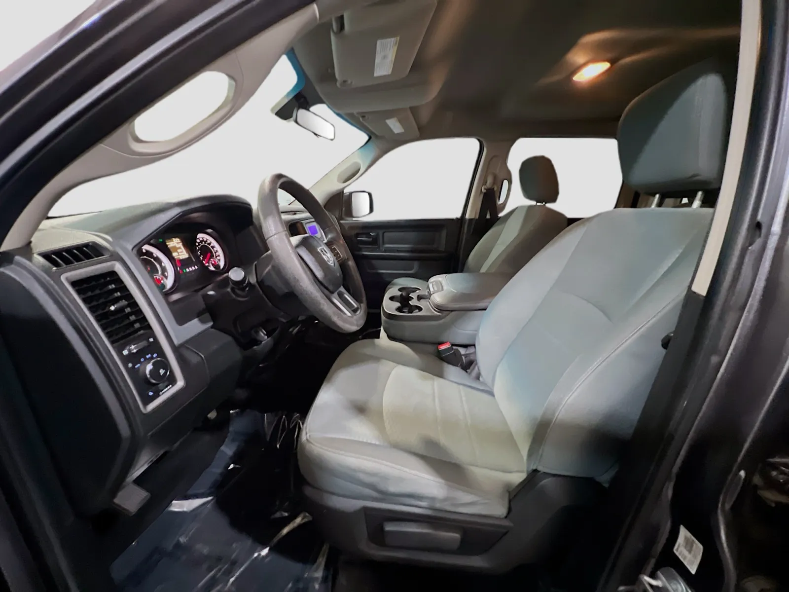 2017 RAM Ram 1500 Pickup Express - Photo 13