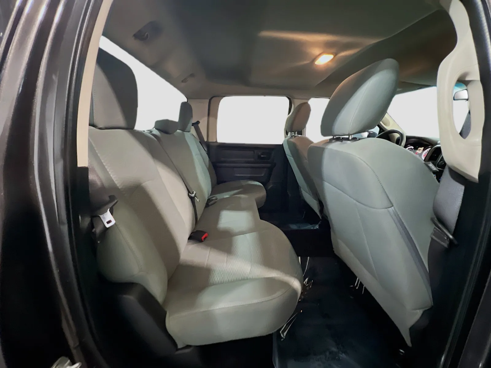 2017 RAM Ram 1500 Pickup Express - Photo 17