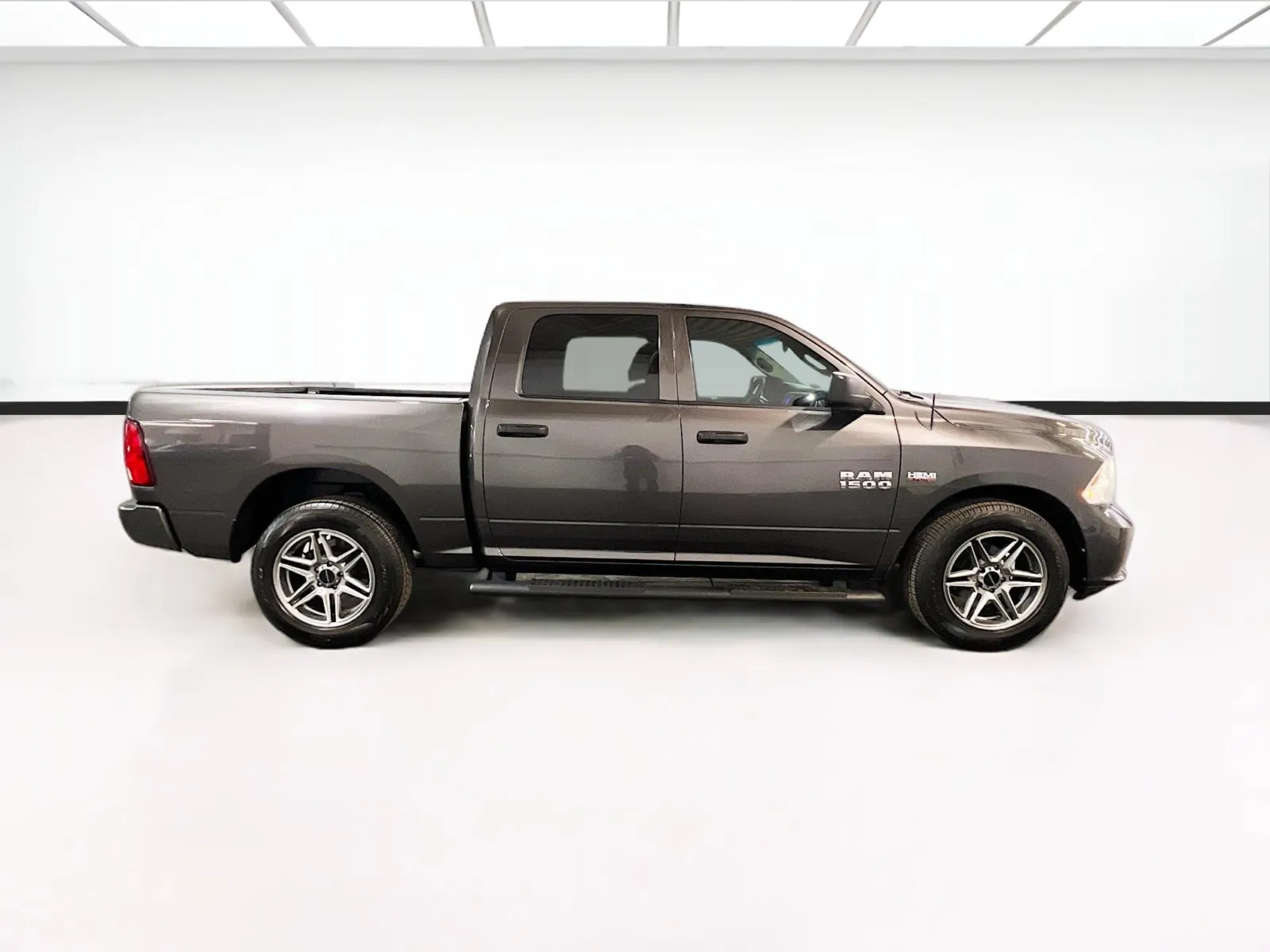 2017 RAM Ram 1500 Pickup Express - Photo 21