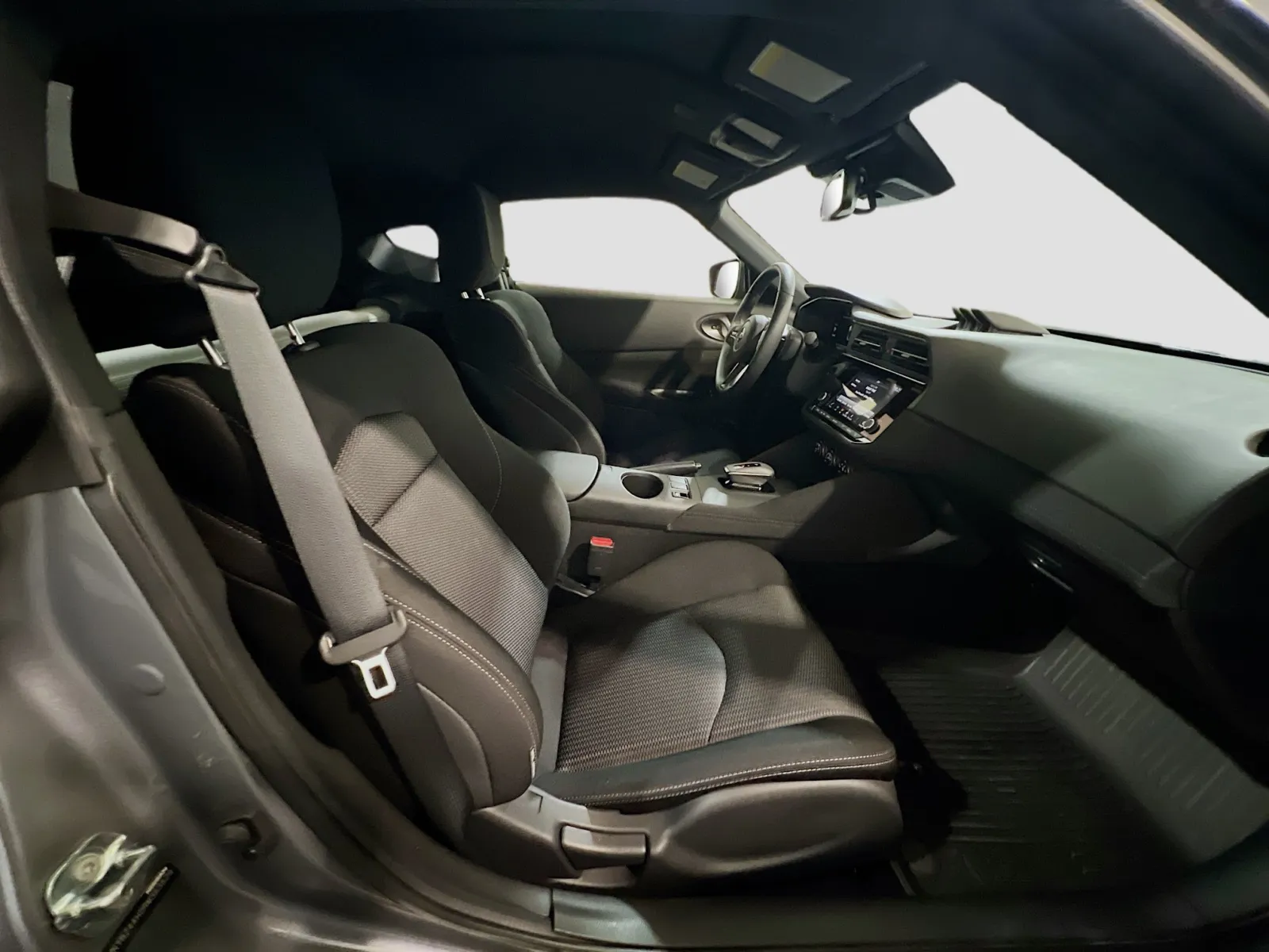 2024 Nissan Z Sport - Photo 17