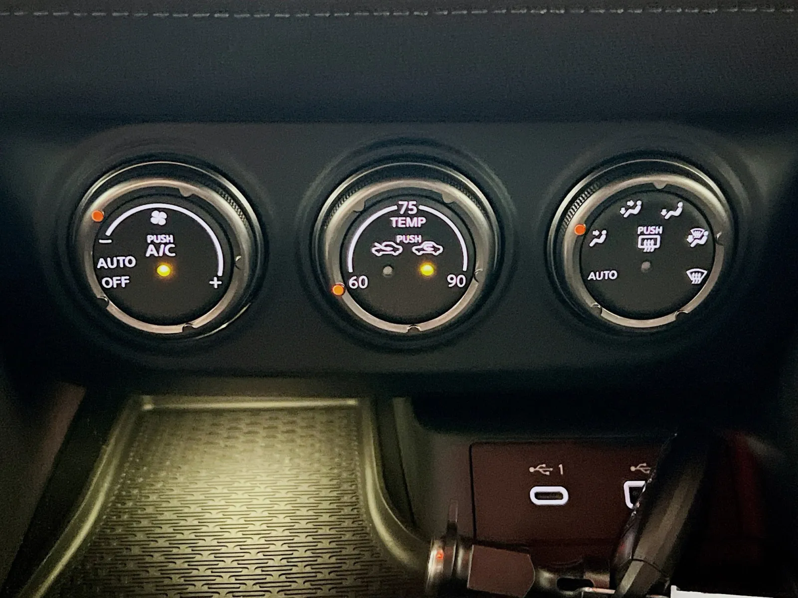 2024 Nissan Z Sport - Photo 11