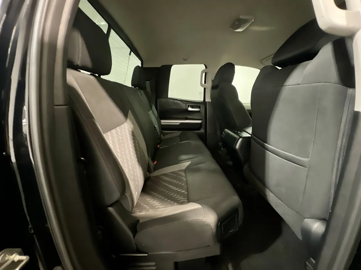 2018 Toyota Tundra SR5 - Photo 17