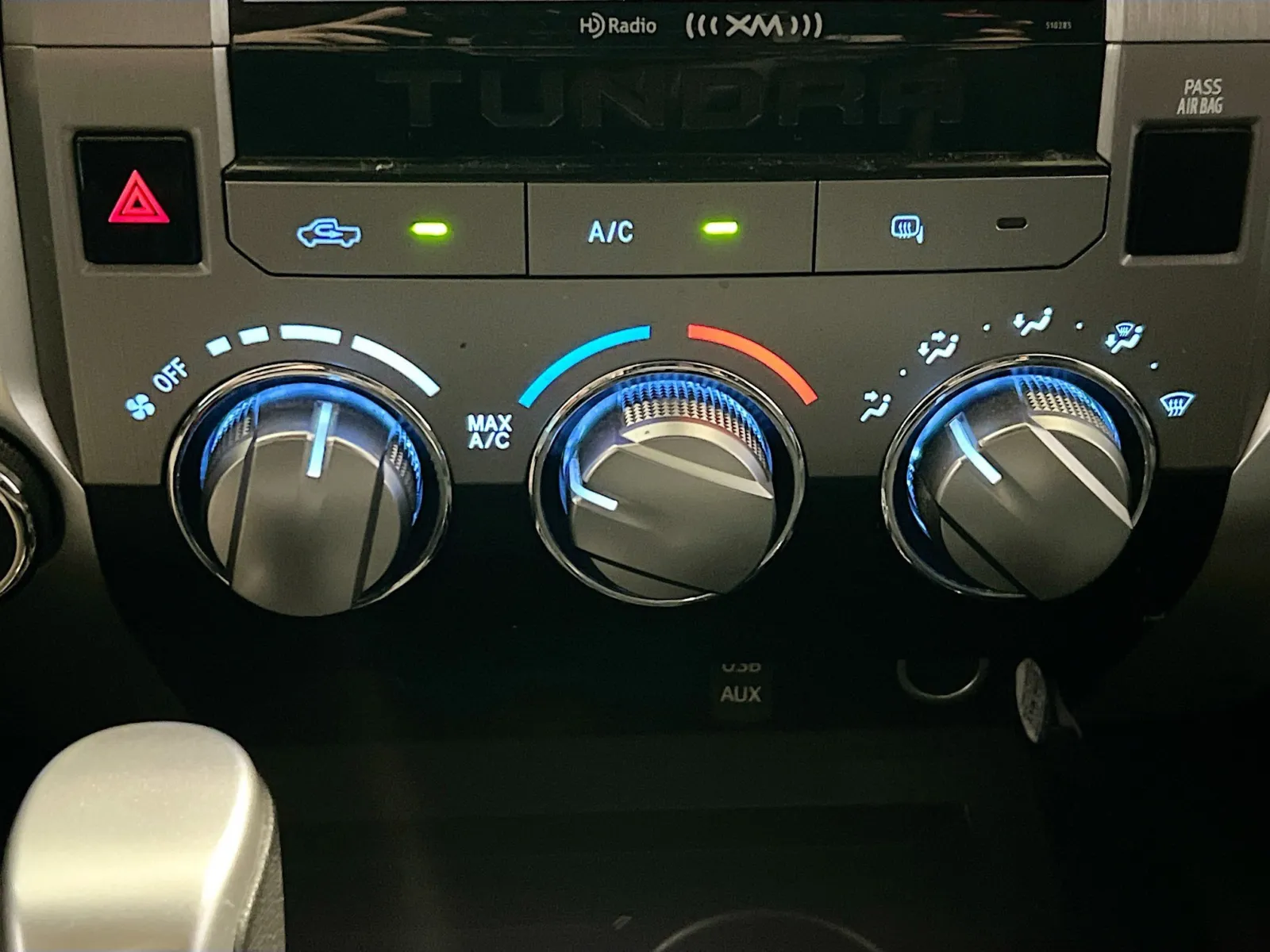 2018 Toyota Tundra SR5 - Photo 11
