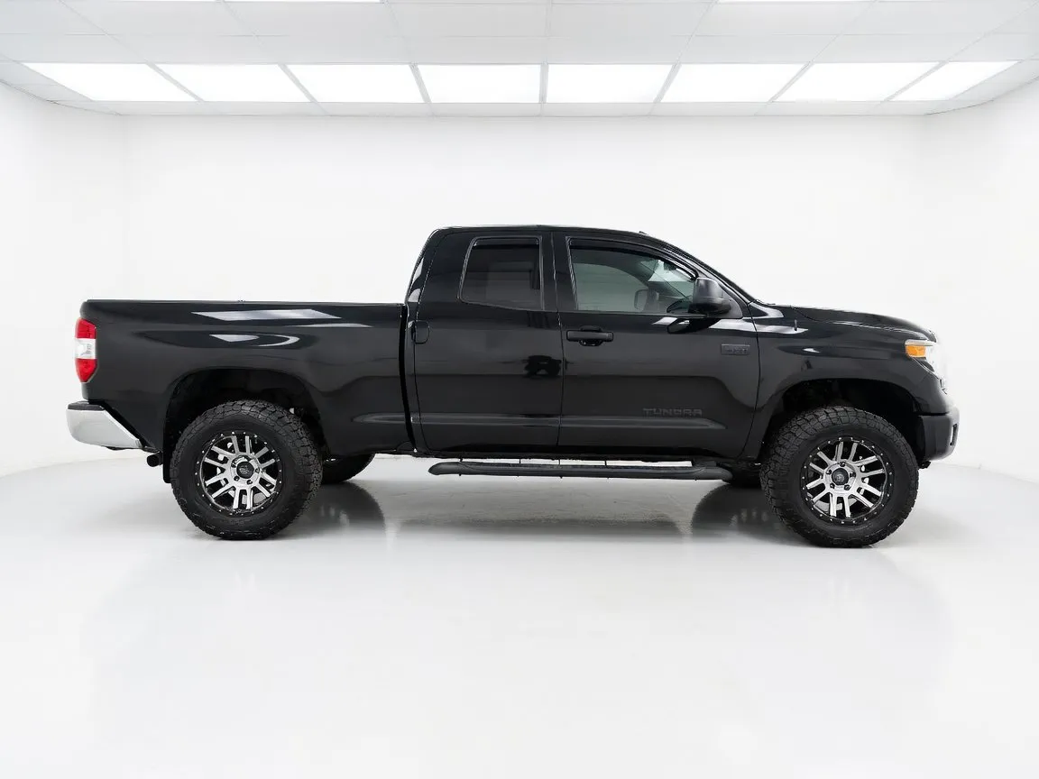2018 Toyota Tundra SR5 - Photo 21