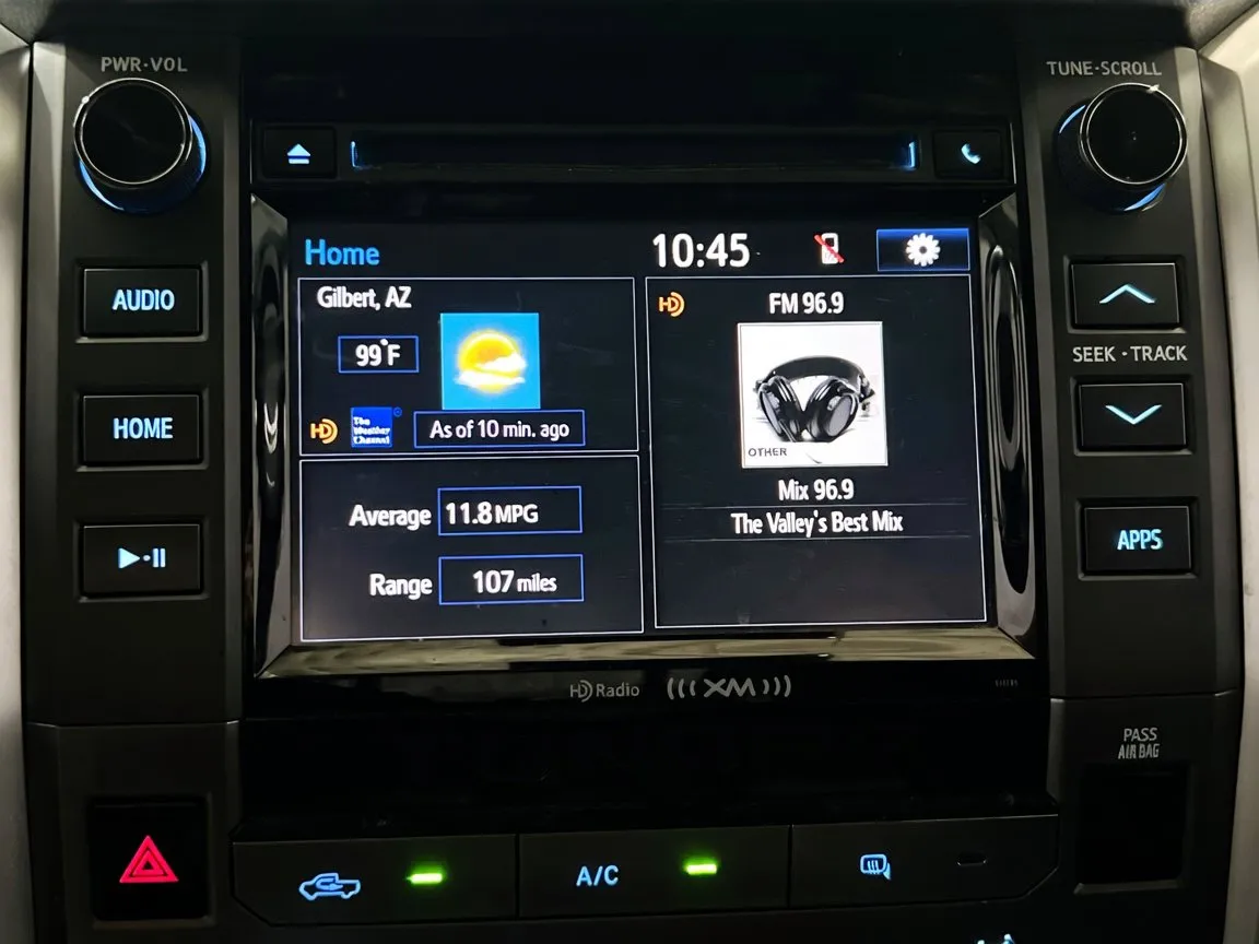2018 Toyota Tundra SR5 - Photo 10