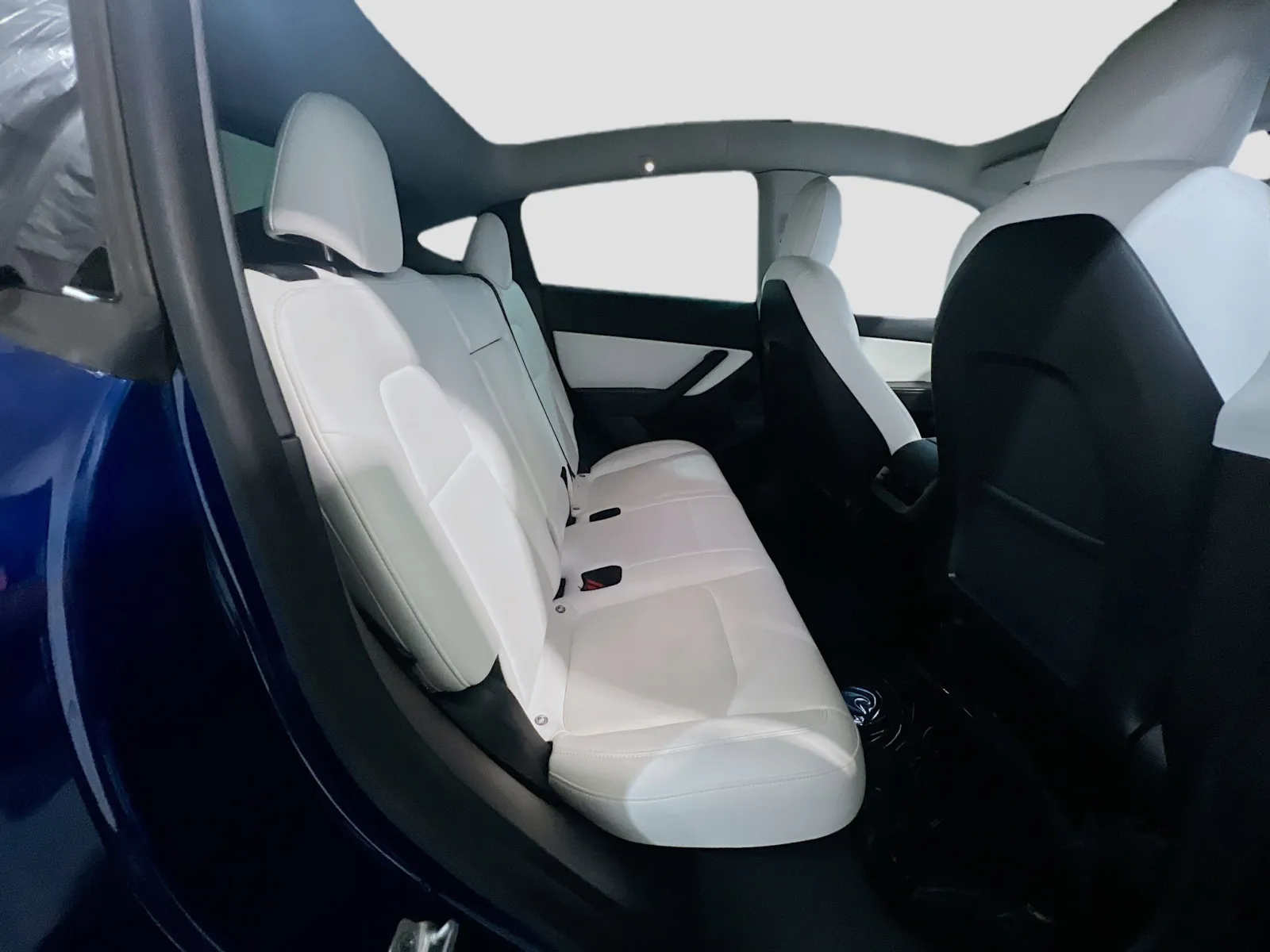 2022 Tesla Model Y Long Range - Photo 20