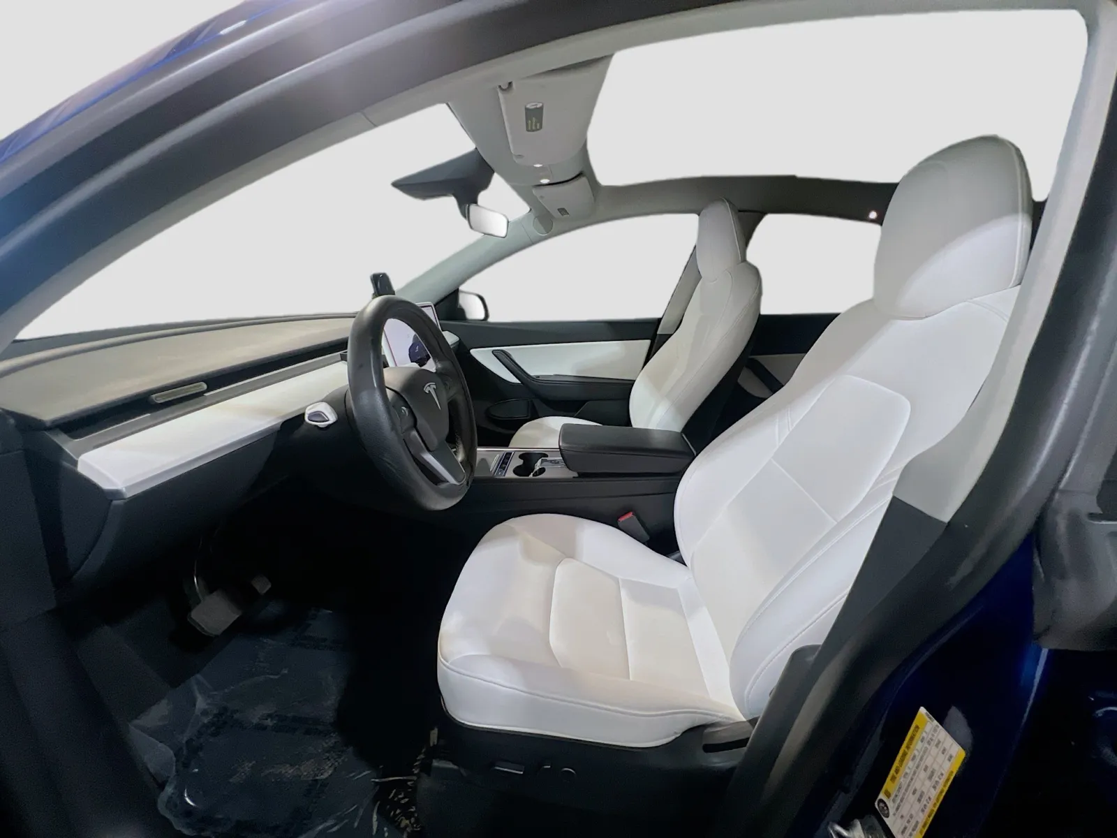 2022 Tesla Model Y Long Range - Photo 15