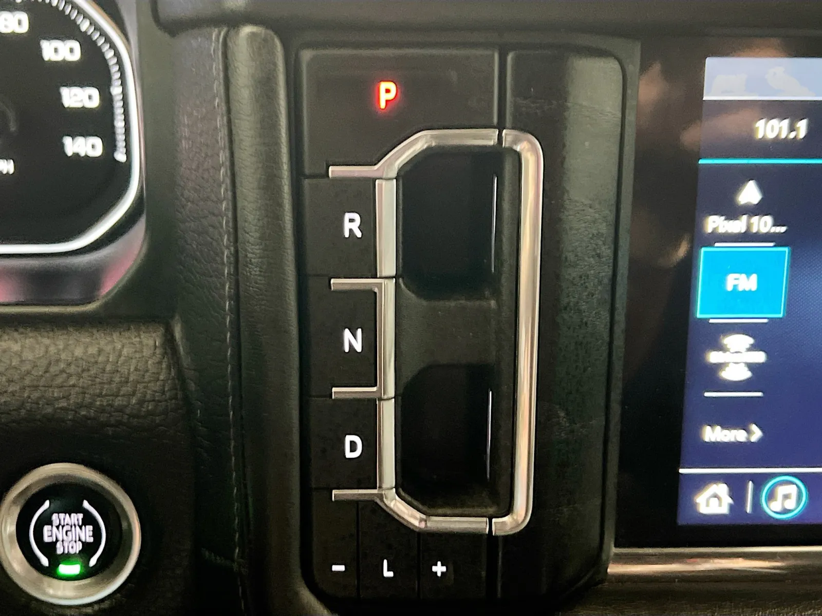 2021 GMC Yukon Denali - Photo 13
