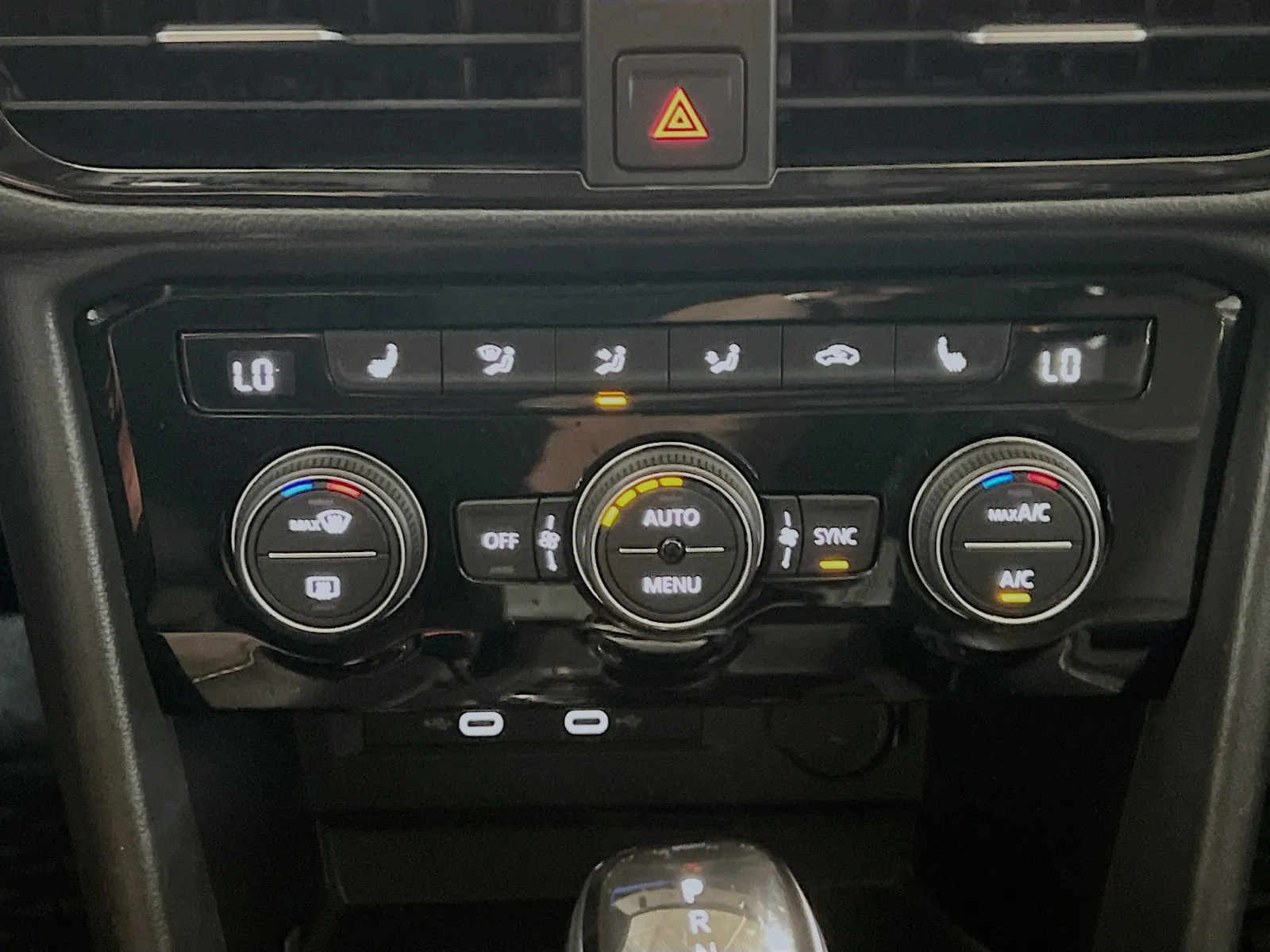 2023 Volkswagen Taos SEL - Photo 11