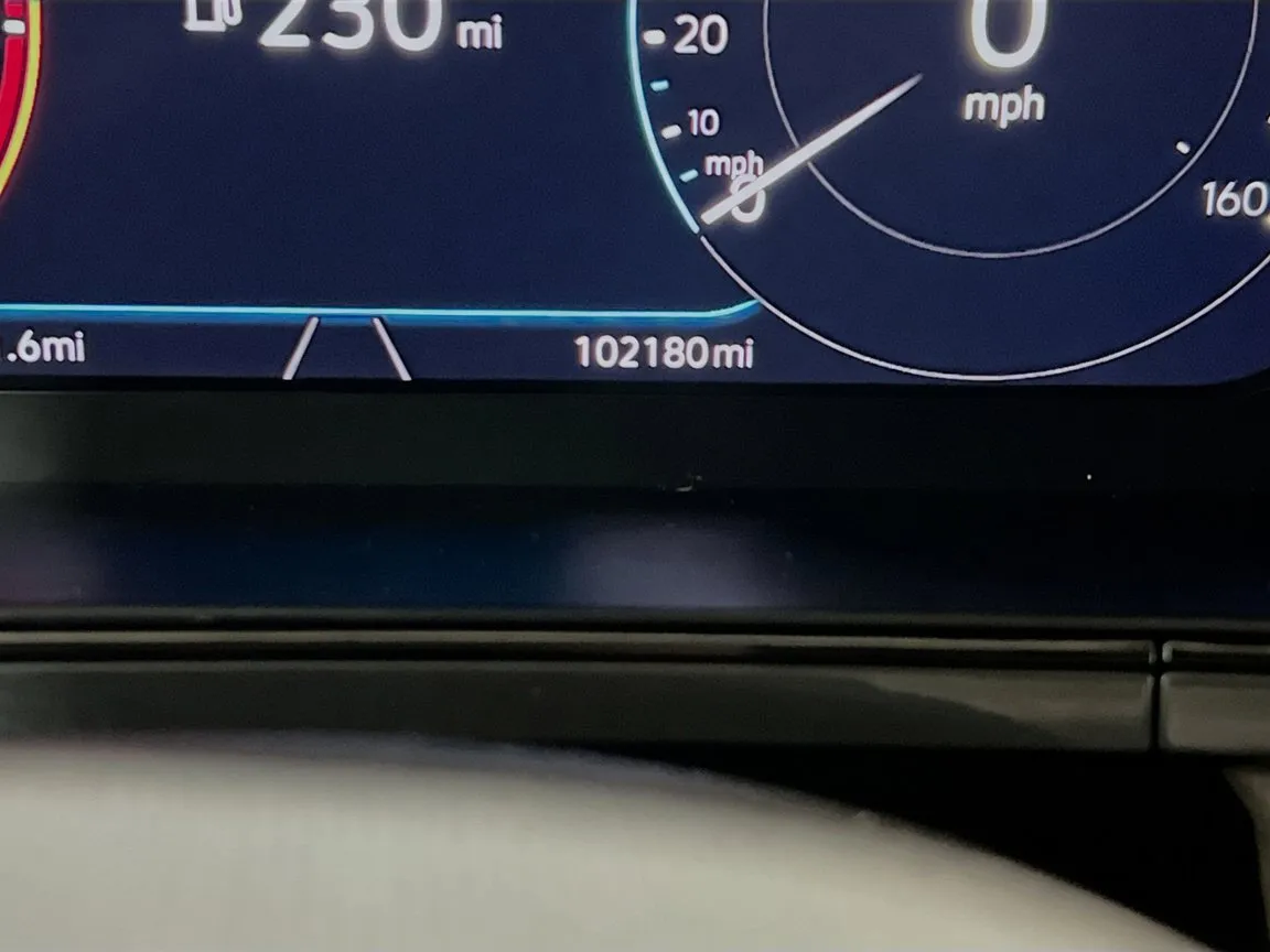 2023 Volkswagen Taos SEL - Photo 8