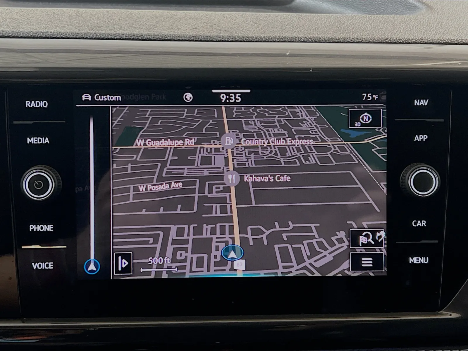 2023 Volkswagen Taos SEL - Photo 9