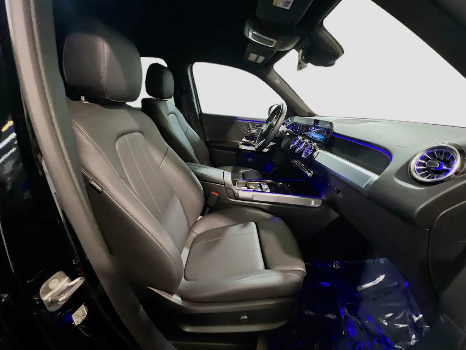 2024 Mercedes-Benz GLB Base - Photo 19