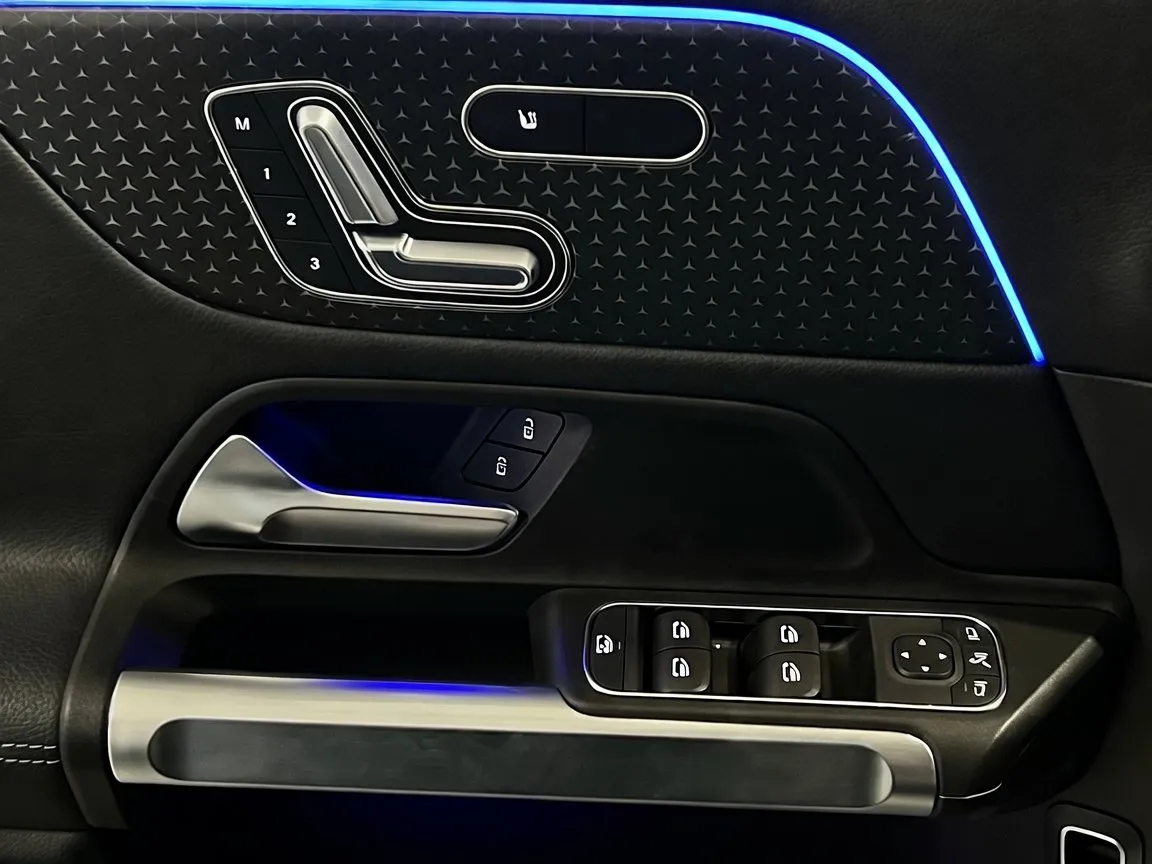 2024 Mercedes-Benz GLB Base - Photo 12