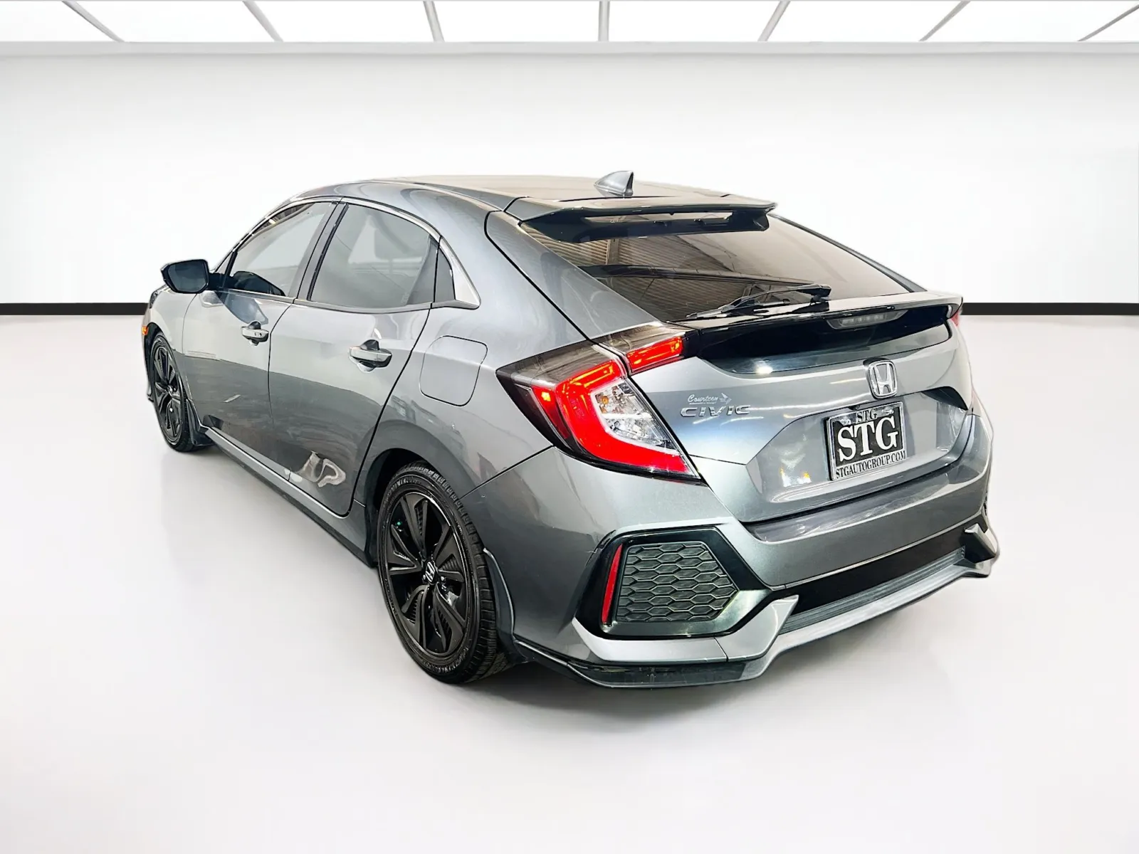 2018 Honda Civic Hatchback EX - Photo 6