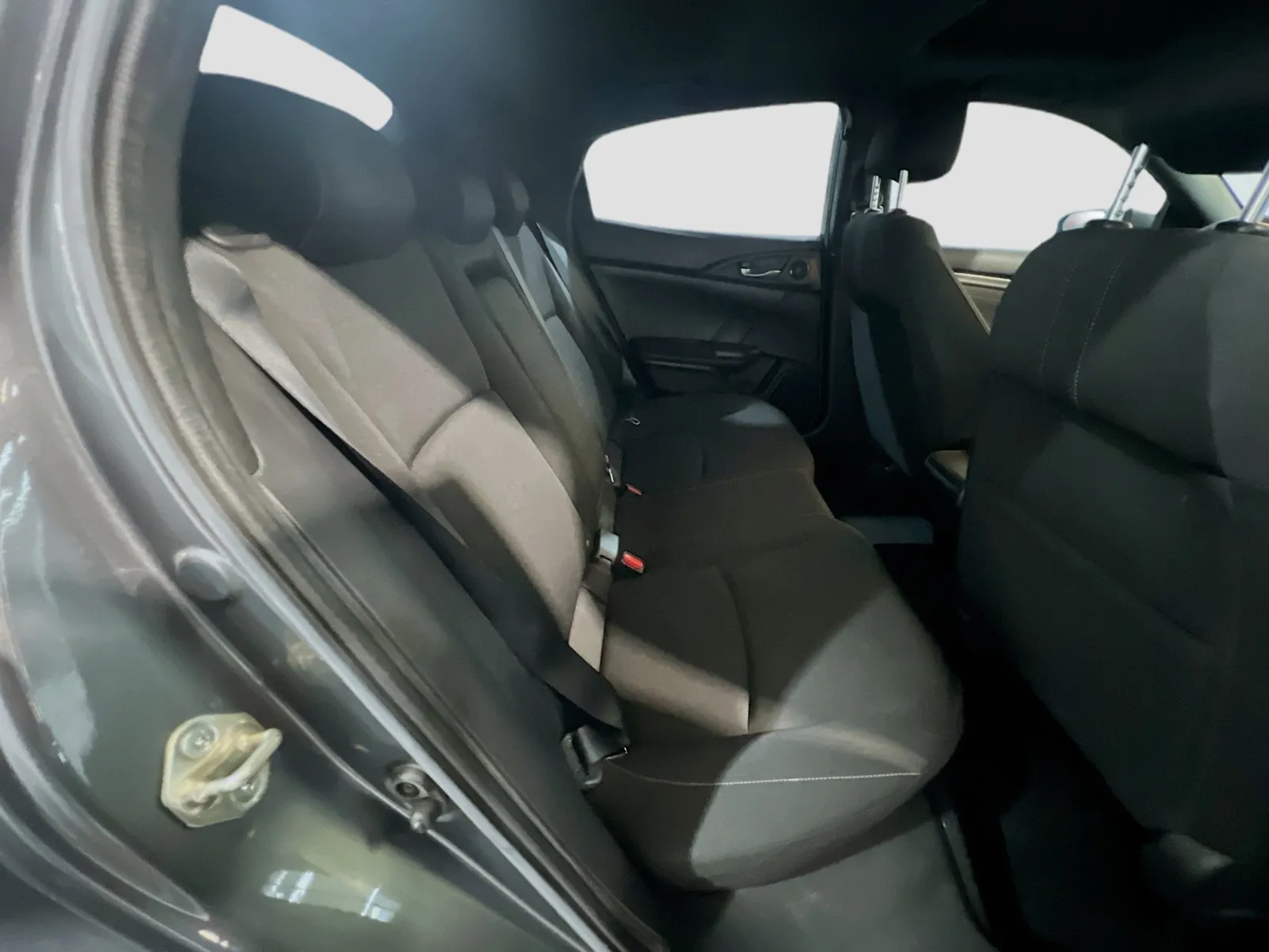 2018 Honda Civic Hatchback EX - Photo 19