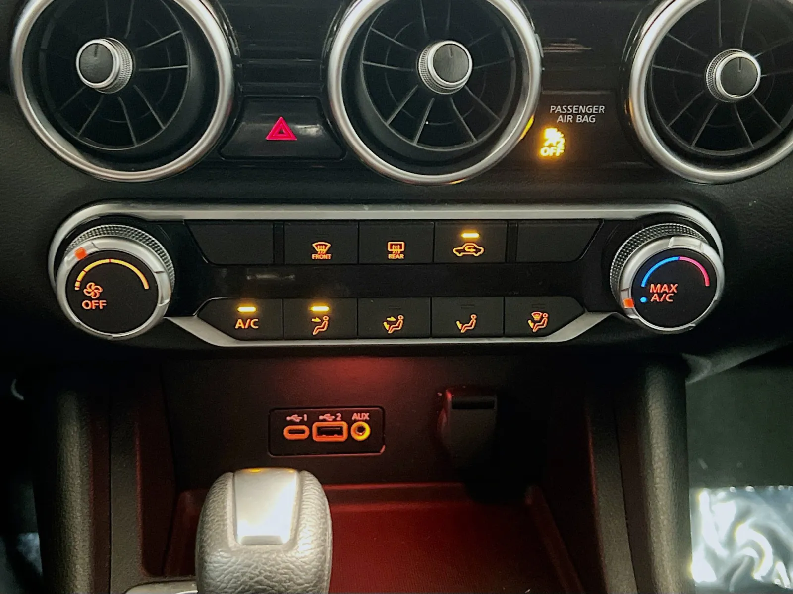 2023 Nissan Sentra SV - Photo 11