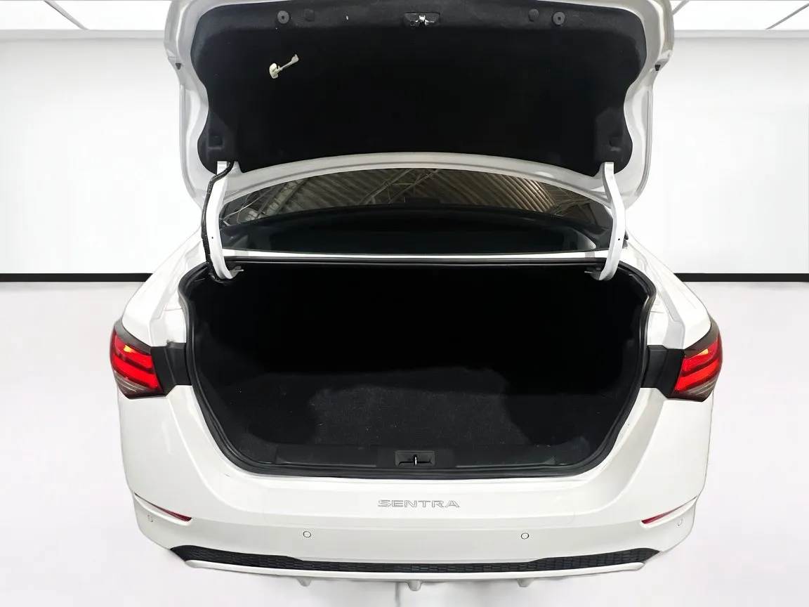 2023 Nissan Sentra SV - Photo 17