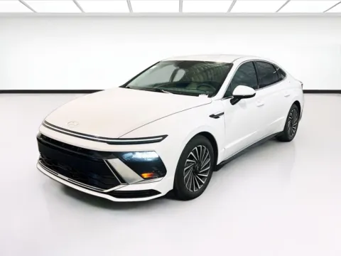 White 2024 Hyundai Sonata Hybrid SEL for sale in Chandler, AZ