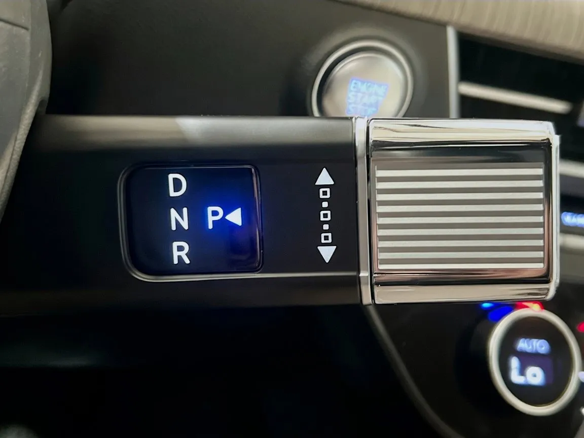 2024 Hyundai Sonata Hybrid SEL - Photo 12