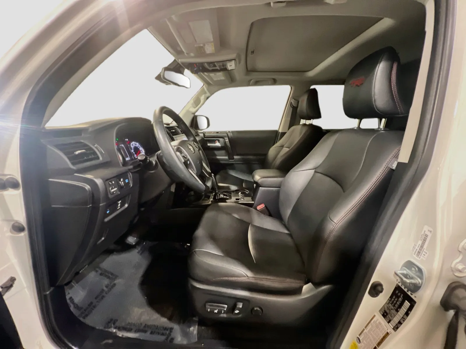 2020 Toyota 4Runner Venture - Photo 15