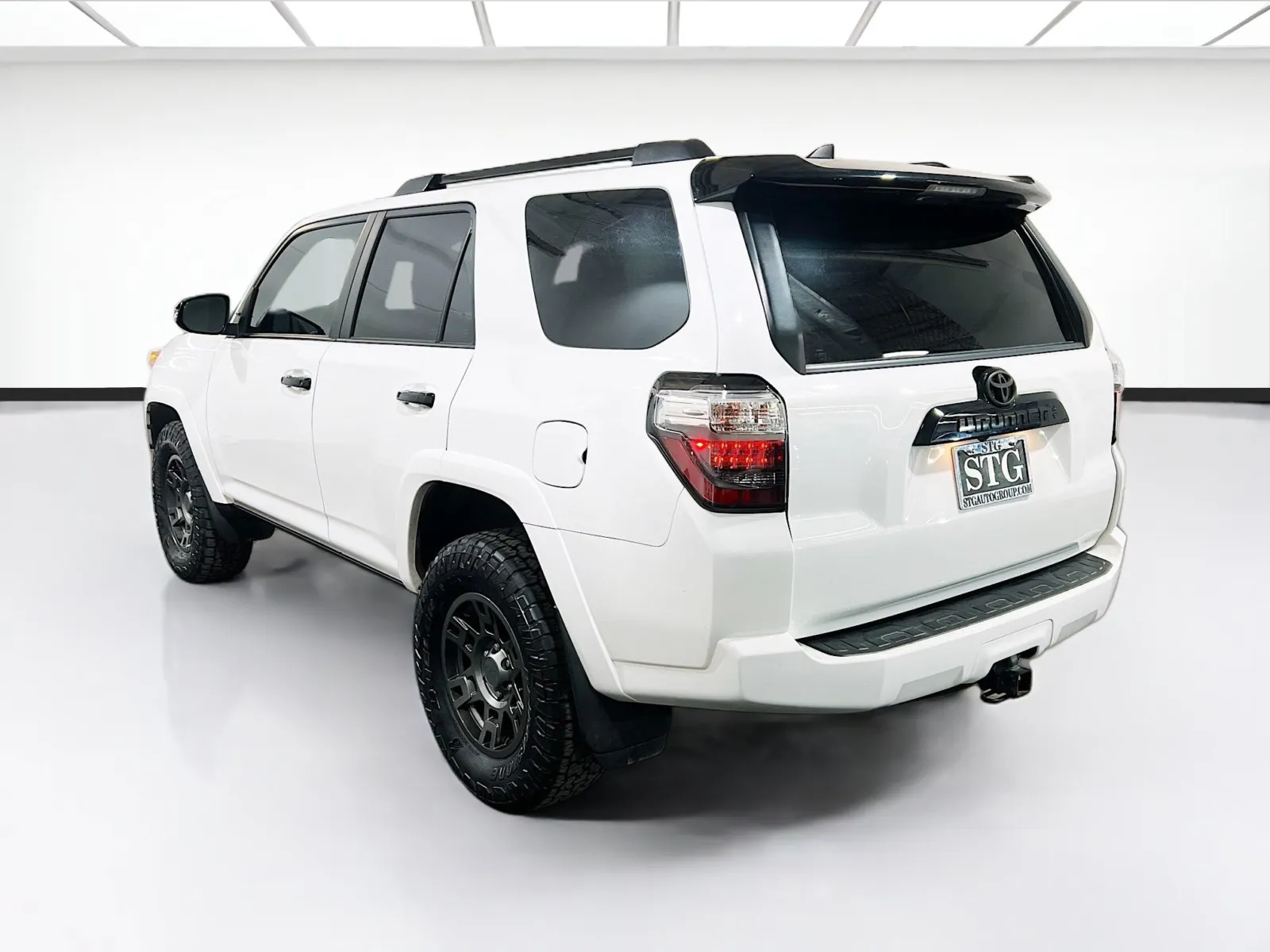 2020 Toyota 4Runner Venture - Photo 6