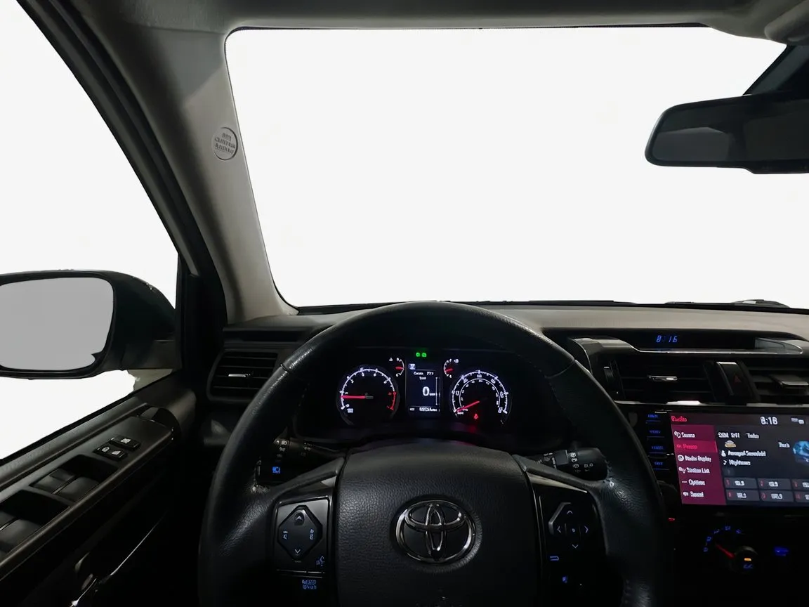 2020 Toyota 4Runner Venture - Photo 7