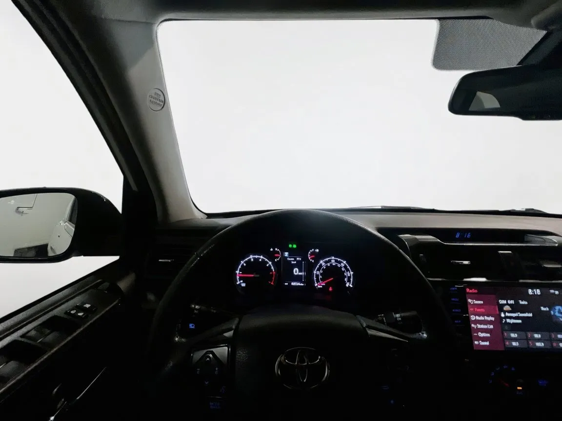2020 Toyota 4Runner Venture - Photo 7