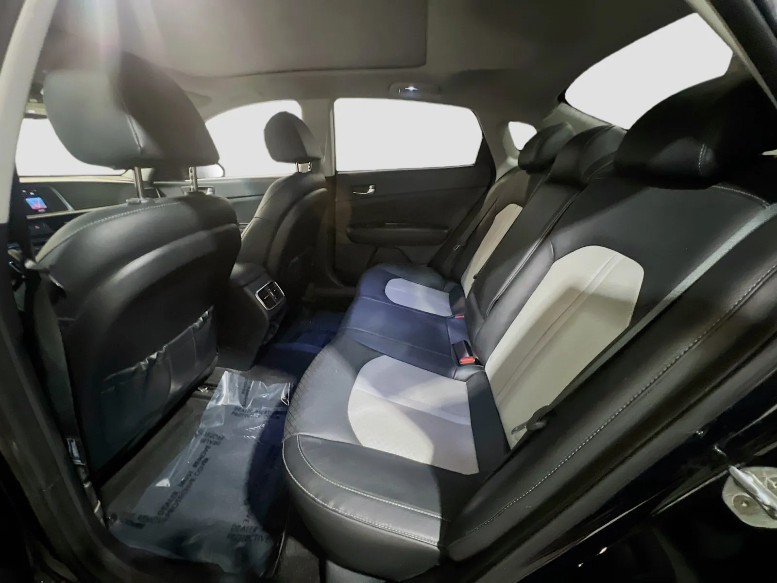 2019 Kia Optima EX - Photo 19