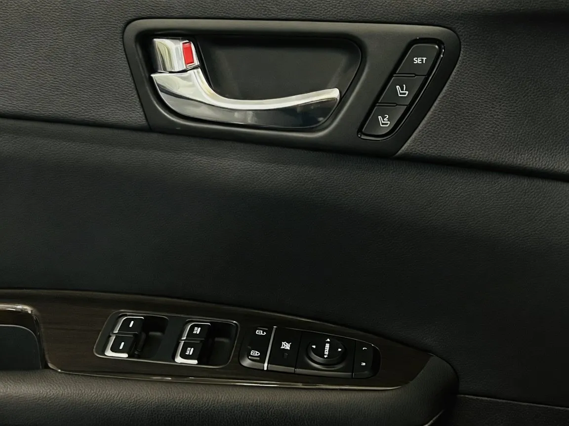 2019 Kia Optima EX - Photo 14