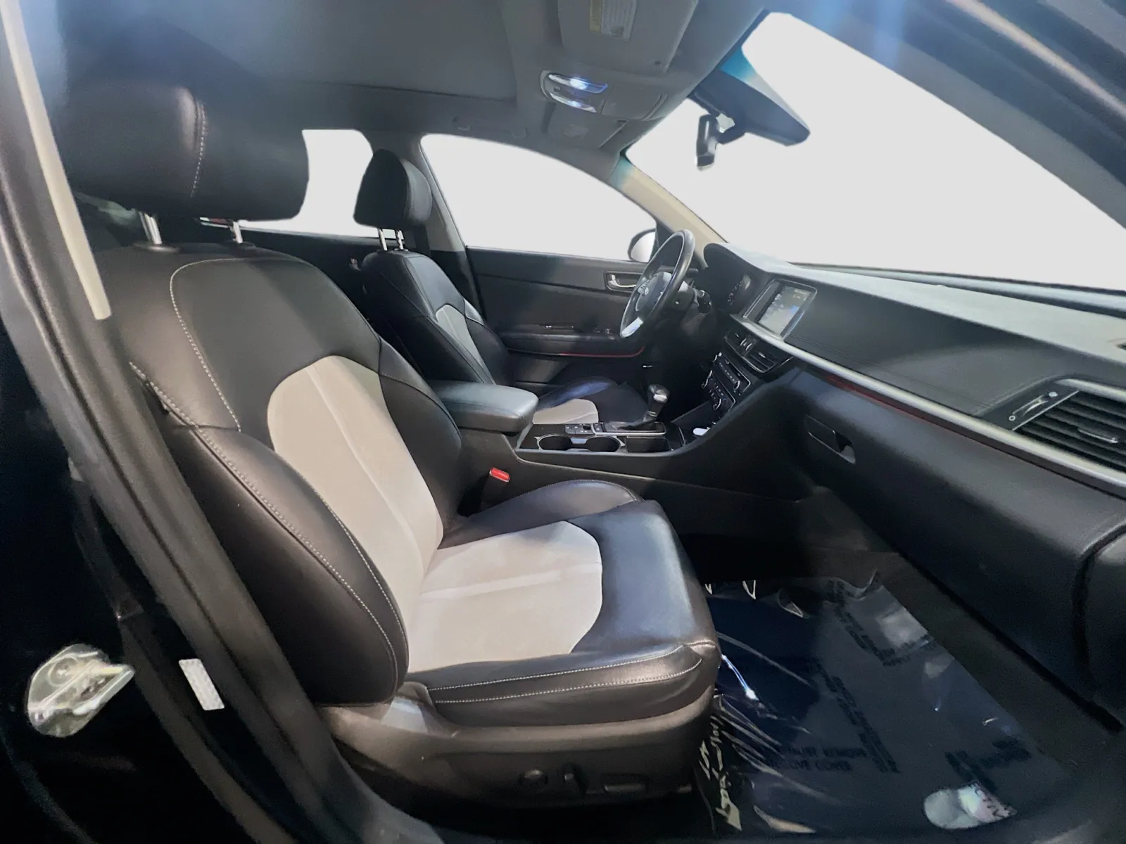 2019 Kia Optima EX - Photo 23