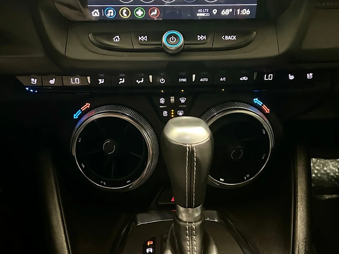 2023 Chevrolet Camaro 2LT - Photo 11