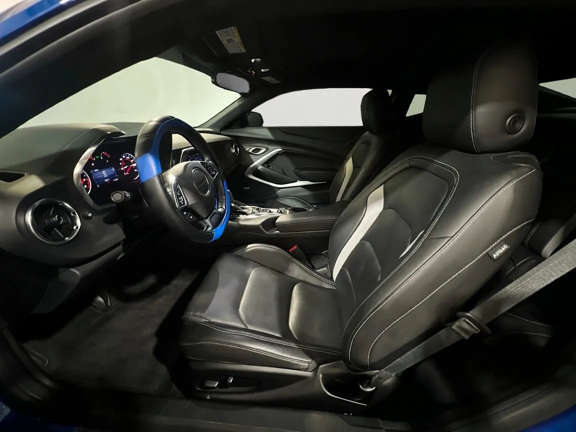 2023 Chevrolet Camaro 2LT - Photo 15