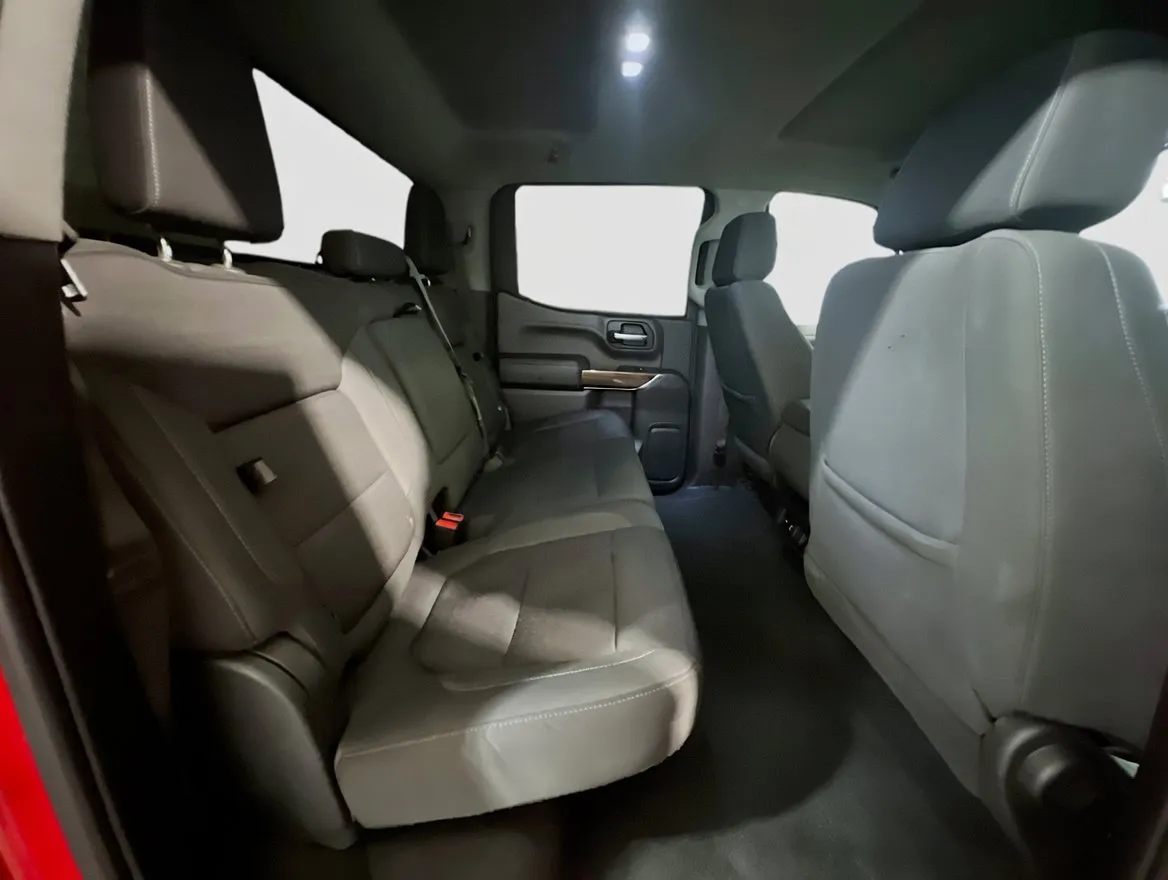 2021 Chevrolet Silverado 1500 RST - Photo 18