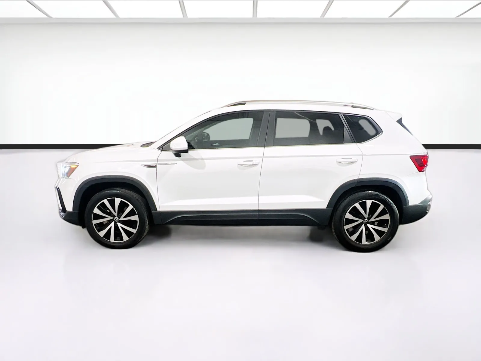 2023 Volkswagen Taos SE - Photo 22
